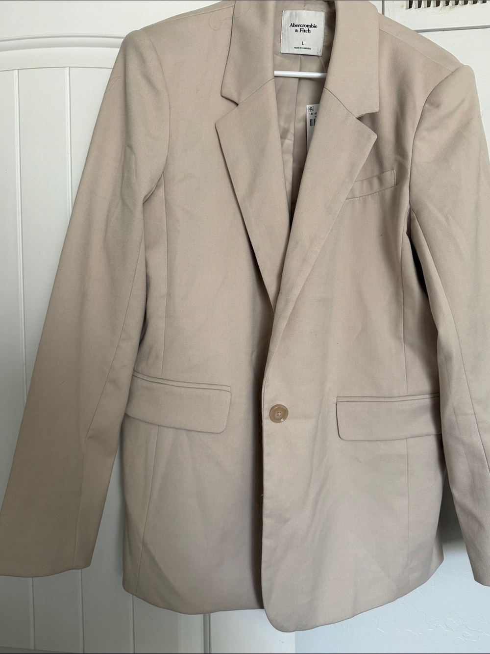 Abercrombie & Fitch Woman’s Tan Single-Button Oversized Blazer